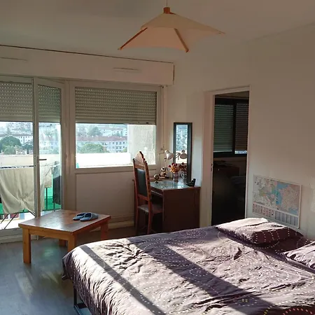 Hostal X1 Lit Queen Size 2 Pers Xvi *